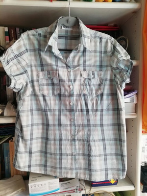 Janina checked short-sleeve shirt used, size EU46