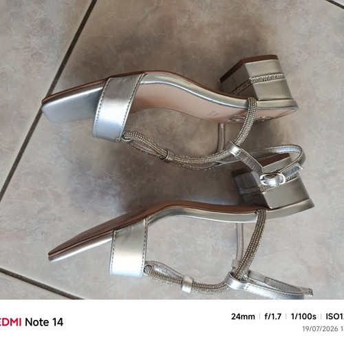 Exe silver leather sandals size 37 like new