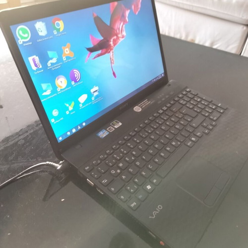 Sony VAIO 15.5" PCG 71811M laptop, Intel Core i3, 8GB RAM, 120GB SSD