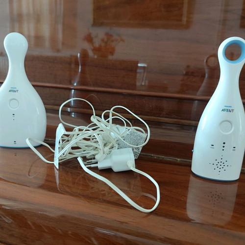 Philips Avent SCD845 baby monitor like new for infants and toddlers