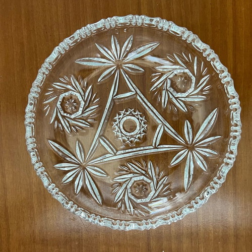 Set of 2 vintage glass plates like new with embossed designs