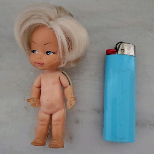 Vintage doll used, big head – big eyes style, 1960s mod era