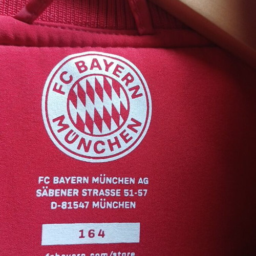 FC Bayern München Kids Jacket like new, college style, size 164