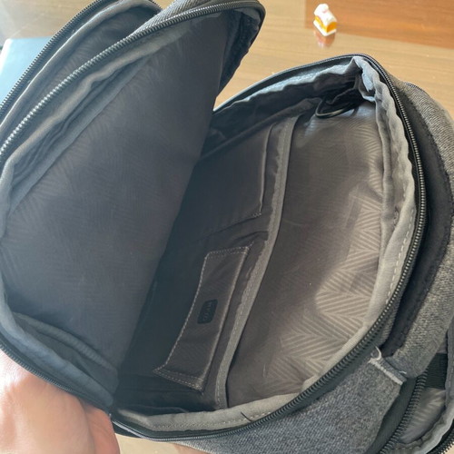 Hewlett Packard laptop bag like new, gray