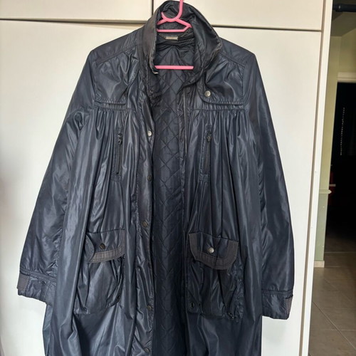 Replay trench coat with detachable lining and gathers, used