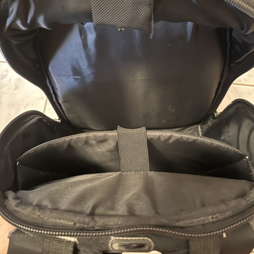 UDG Creator bag used with waterproof cover and large capacity