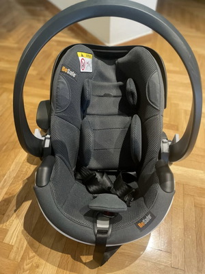 BeSafe iZi Go Modular X2 i-Size car seat like new