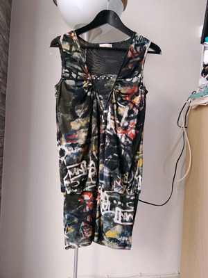 Apriori sleeveless summer top like new, multicolored