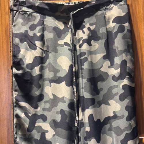 Stradivarius satin pants used, size large, slim fit, colorful