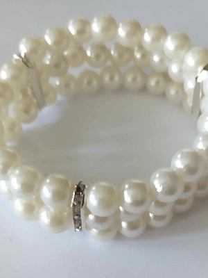 Βραχιόλι ελαστικό με 3 σειρές Faux Pearl Rhinestone καινούργιο, άσπρο και ασημί