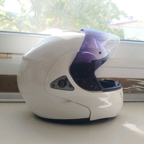 Shoei Multitec helmet like new, size medium, with two visors