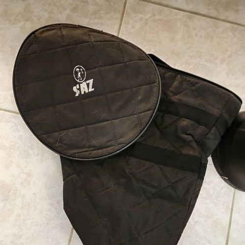 SAZ 370A doumbek drum with case