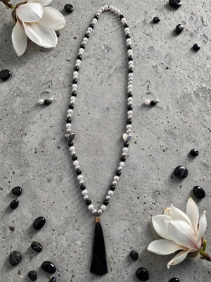 Handmade beaded long necklace and earrings set, new, black and white