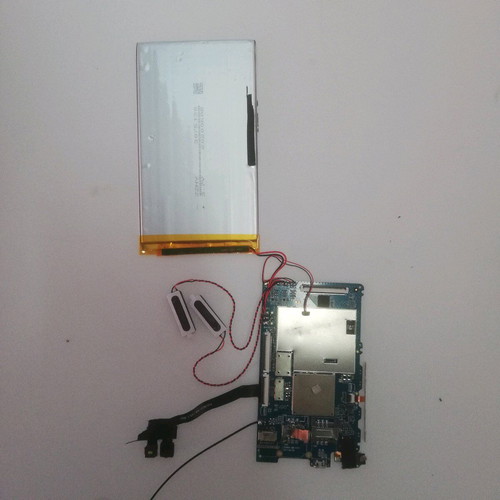 MediaTek ZH960 tablet motherboard used with battery, camera, speakers