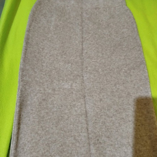Midi skirt grey beige like new with elastic waist and small slit