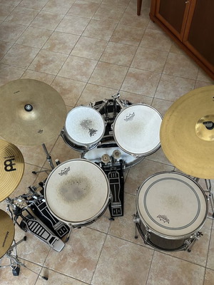 Millenium drum set used with Remo Emperor Coated heads and cymbals