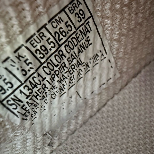 Skechers Sport Athletic Shoes Size 39.5 Like New, Beige