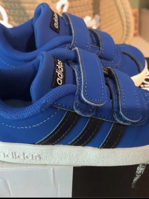 Adidas VL Court 2.0 sneakers electric blue size 22 like new