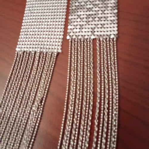 Vintage evening belt like new, silver with metallic texture