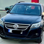 Volkswagen Tiguan 2011 μεταχειρισμένο, βενζίνη, χειροκίνητο, μαύρο SUV