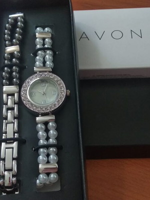 Avon women's watch with two bracelet options, new