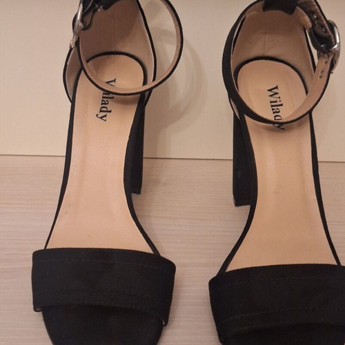 Black sandals with ankle strap size 39 like new, 10 cm heel