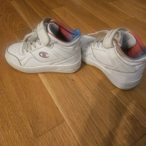 Champion athletic shoes used, size 29.5 for girls