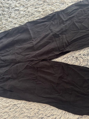 Numph black zip culottes like new with elastic waist and side pockets