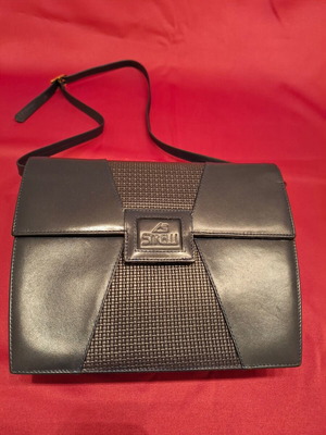 Classic blue leather shoulder bag like new