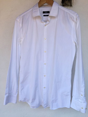 Boss slim fit ανδρικό πουκάμισο μέγεθος 41 σαν καινούργιο λευκό βαμβακερό