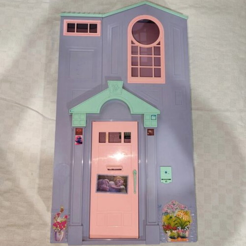 Barbie Fold N Fun Collectible Dollhouse used