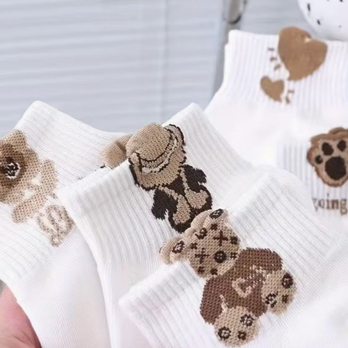 Set of 5 pairs of cute socks new