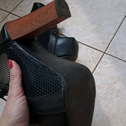 Booties with mesh and platform used, size 39, black