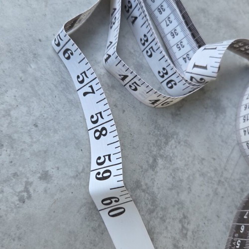 Fiber-glass measuring tape 150 cm and 60 inches new