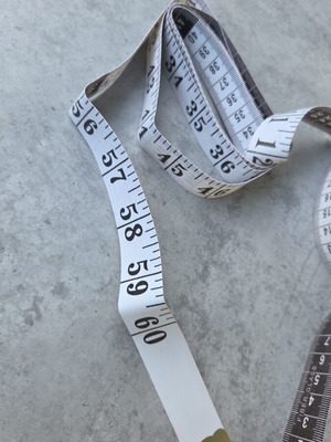 Fiber-glass measuring tape 150 cm and 60 inches new