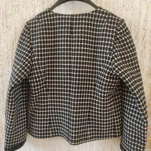 La Soie Line Short Women's Jacket new, size 54, ecru