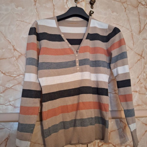 Women's blouse used in very good condition