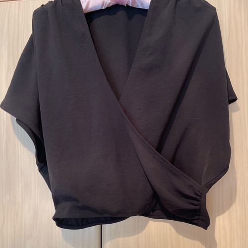 Zara top S black like new, cropped with V neck