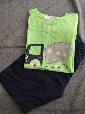 Trax set with shorts and short-sleeve shirt for 5-year-old boy