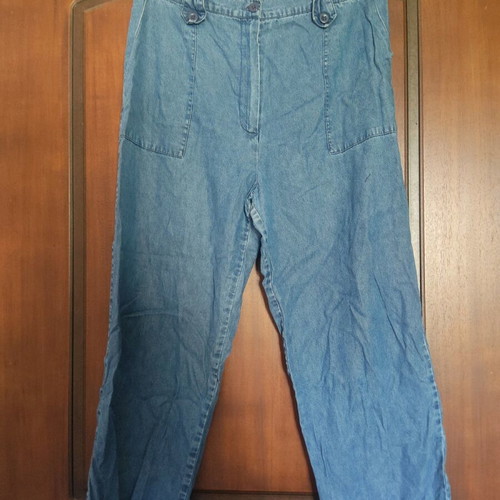 Lewinger thin summer crop jeans like new, blue