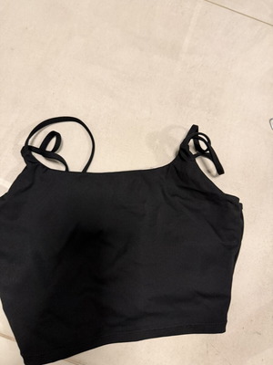 Black top with padding, size XS