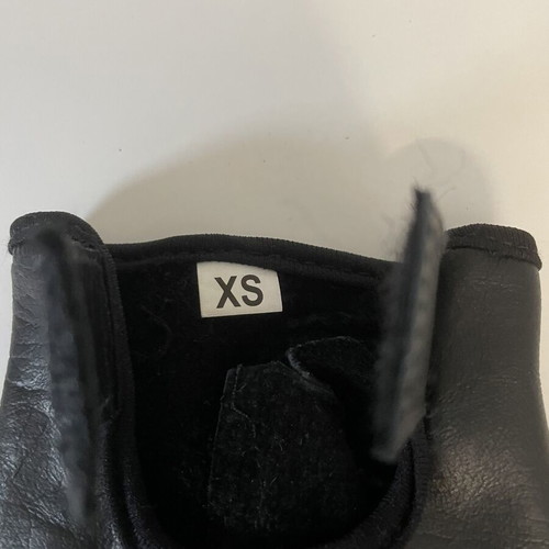 Fingerless leather gloves size XS, like new, black