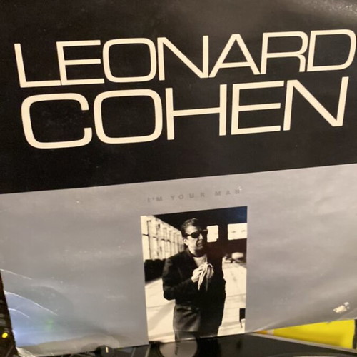 Leonard Cohen vinyl record used, good cover and very good disc condition