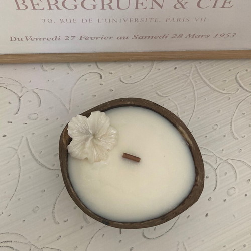 Coconut Plant-Based Candle 220 ml New, Handmade with Wooden Wick