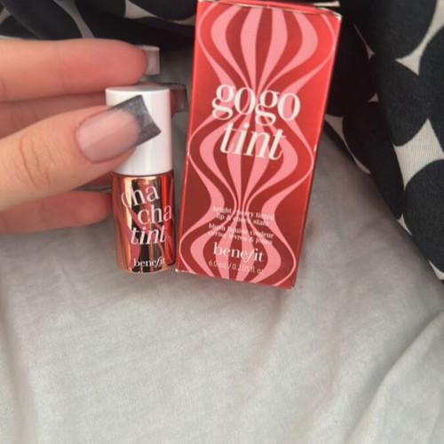 Benefit lip tint new set gogo tint and mini cha cha tint