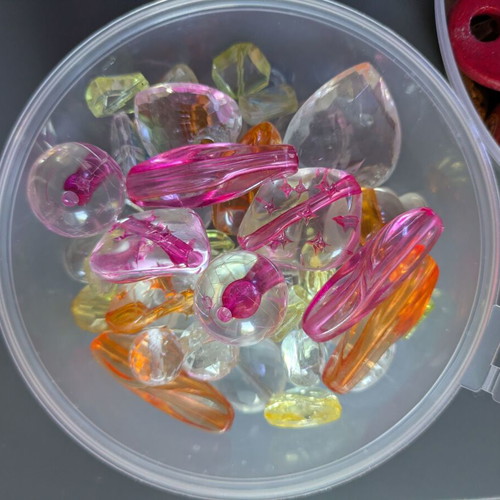 Various plastic beads used