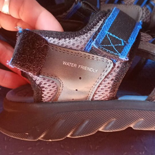 Geox boy sandals like new, water friendly, size 35, grey and blue