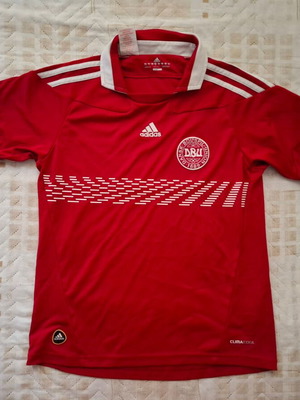 Denmark 2010 2011 Home Football Shirt Adidas like new, size small