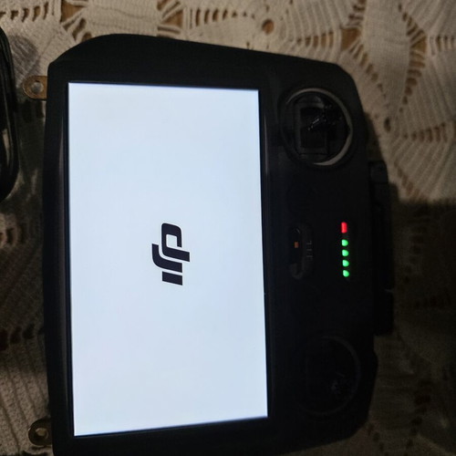 DJI Mini 4 Pro Fly Combo drone