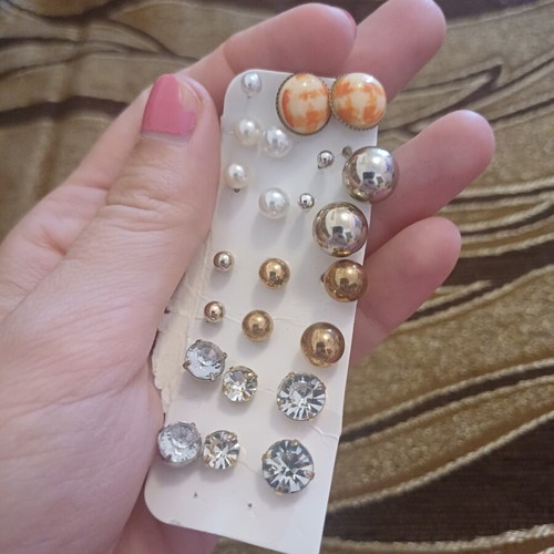 Various earrings new